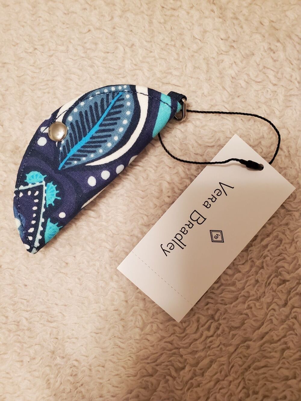 Vera Bradley Headphone Chapstick Holder Blue White NWT Blue Island Medallion